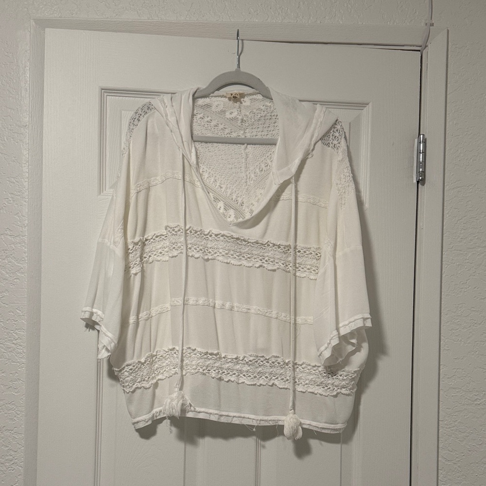 POL Lace Hooded Blouse